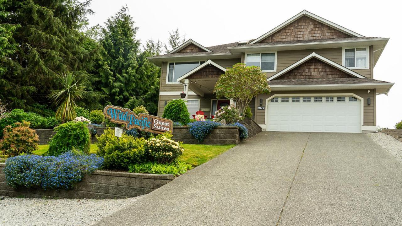 Wild Pacific Guest Suites Ucluelet Esterno foto