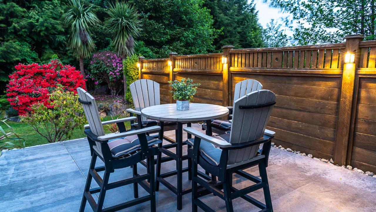 Wild Pacific Guest Suites Ucluelet Esterno foto